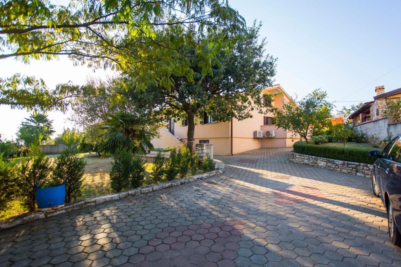 Holiday House Alex Rovinj Buitenkant foto