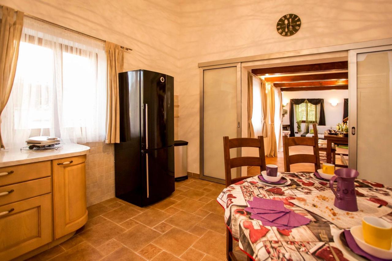 Holiday House Alex Rovinj Buitenkant foto