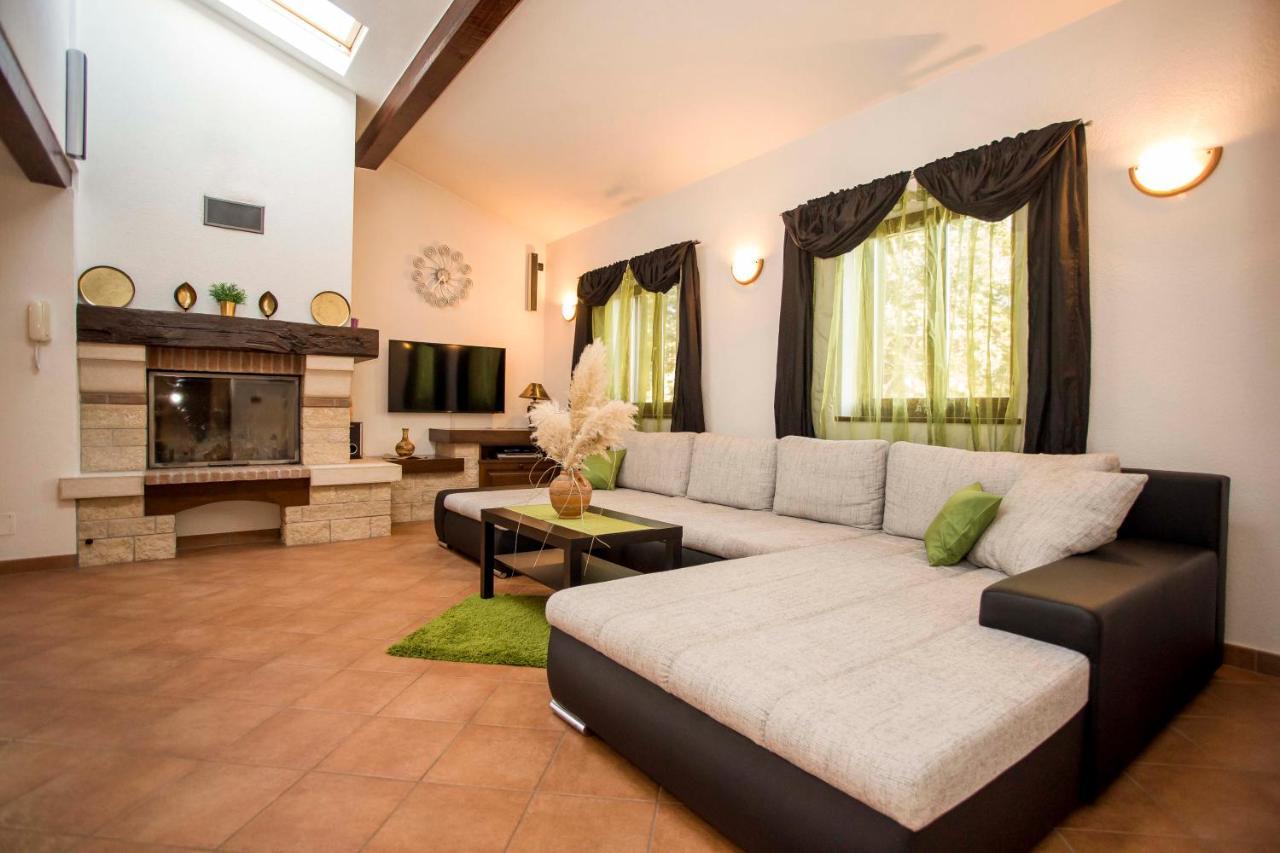 Holiday House Alex Rovinj Buitenkant foto
