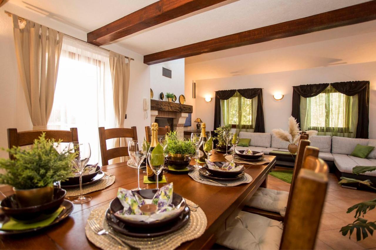 Holiday House Alex Rovinj Buitenkant foto